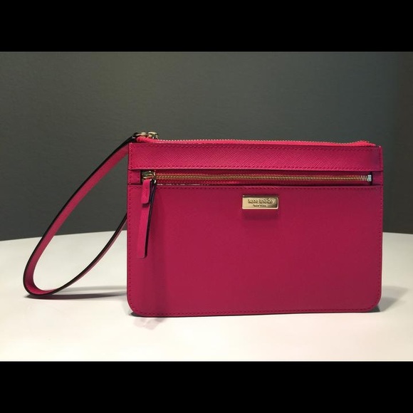 kate spade Handbags - {Kate Spade} Wristlet NWOT